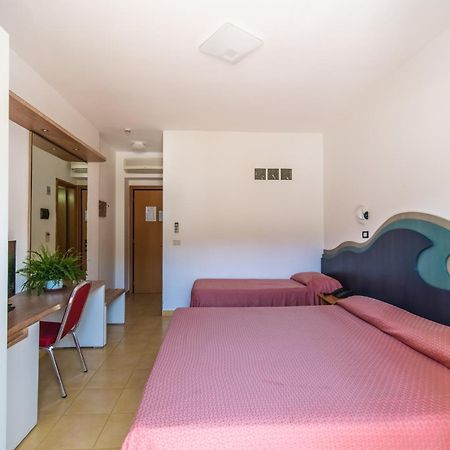 Hotel D'Amato Пескічі Екстер'єр фото